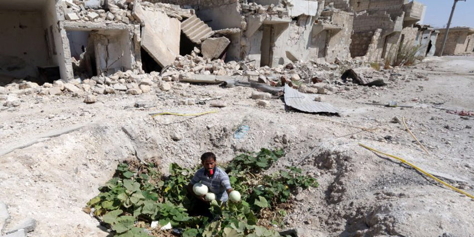 TOPSHOTS-SYRIA-CONFLICT-DAILY LIFE