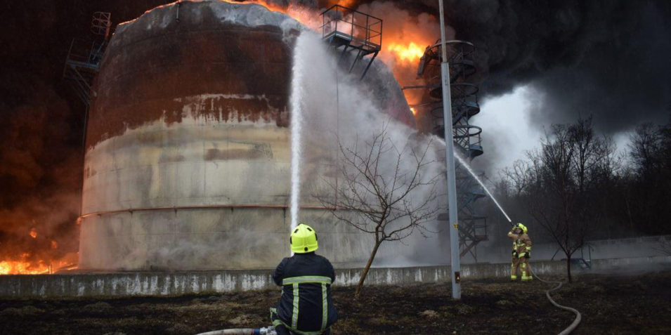 rivne_fuel_fire_1920